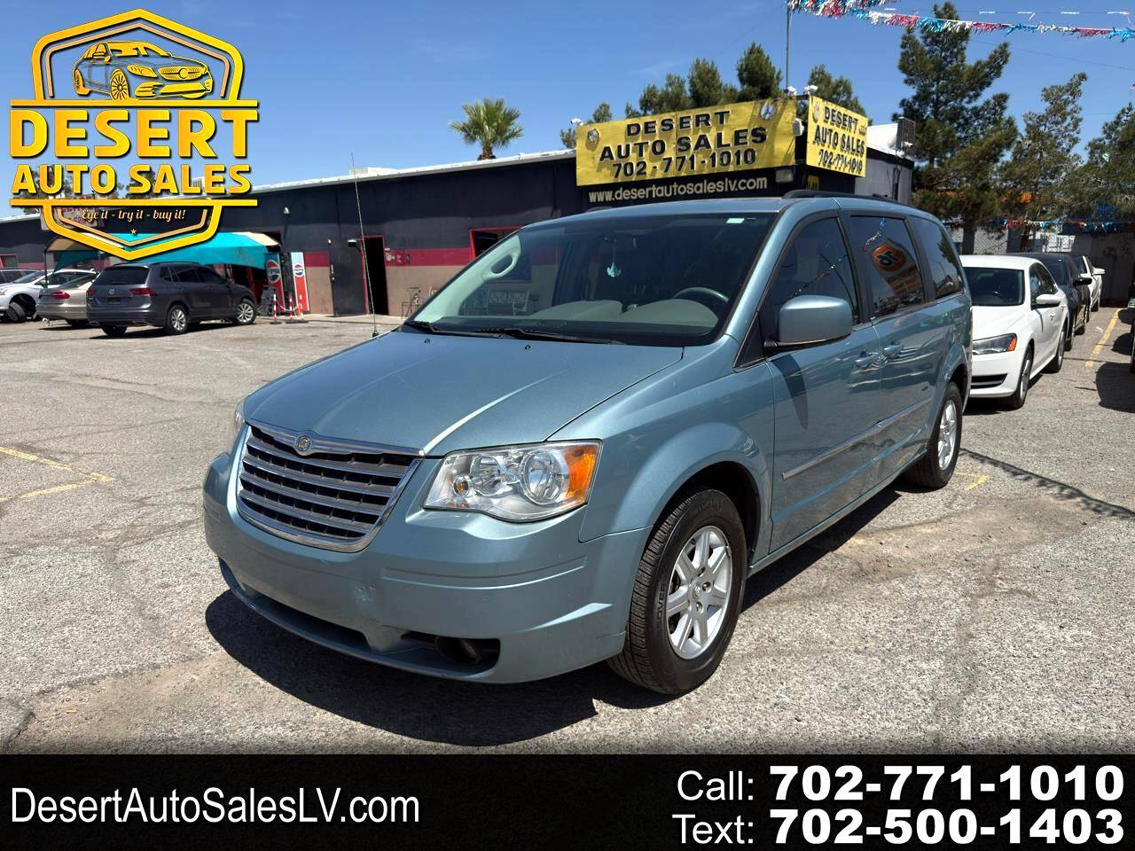 2010 Chrysler Town & Country Touring — Minivan — 138,129 mi — Las Vegas, NV