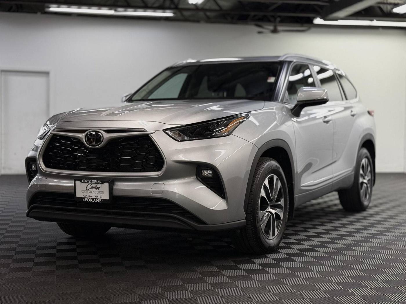 2023 Toyota Highlander XLE — SUV — 8,945 mi — Spokane Valley, WA