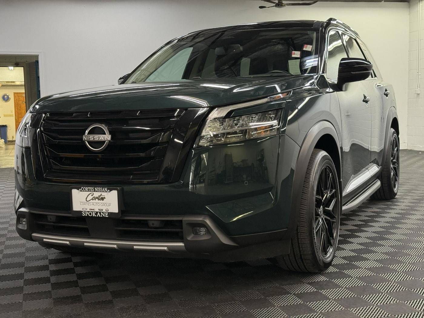 2022 Nissan Pathfinder Platinum — SUV — 20,246 mi — Spokane Valley, WA