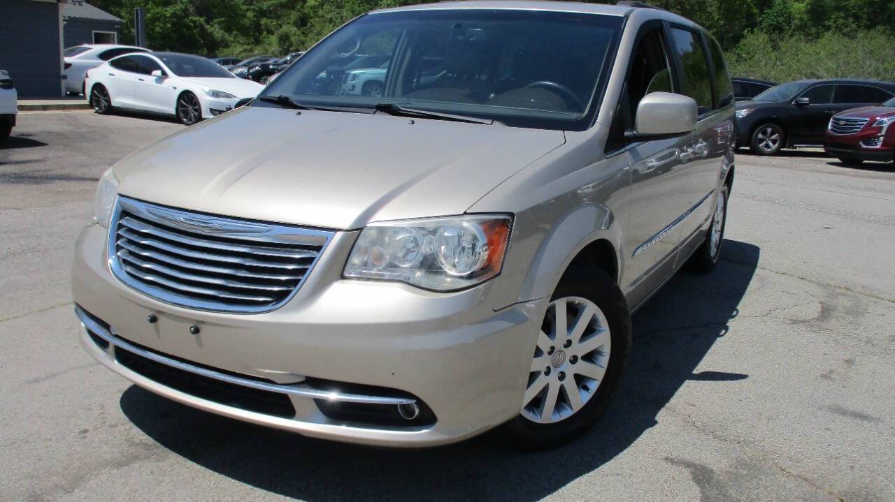 2016 Chrysler Town & Country Touring — Minivan — 140,355 mi — Buford, GA