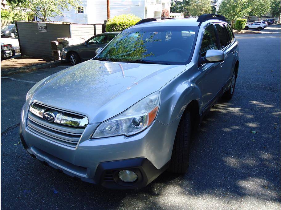 2013 Subaru Outback 2.5i Premium — SUV — 138,247 mi — Everett, WA