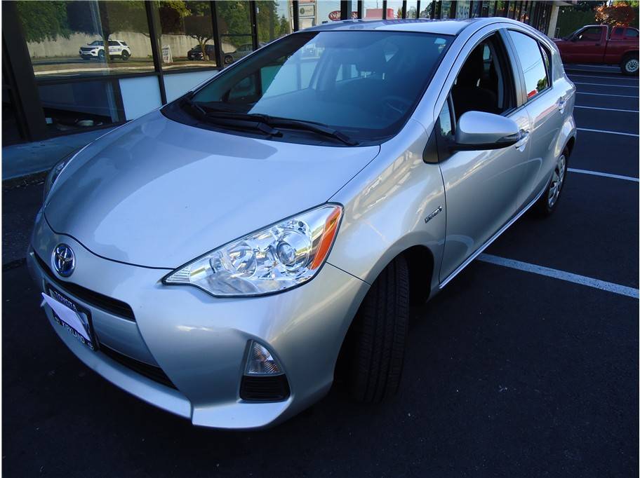 2014 Toyota Prius c One
