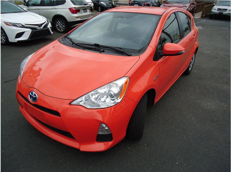 2014 Toyota Prius c Two — Hatchback — 74,728 mi — Everett, WA