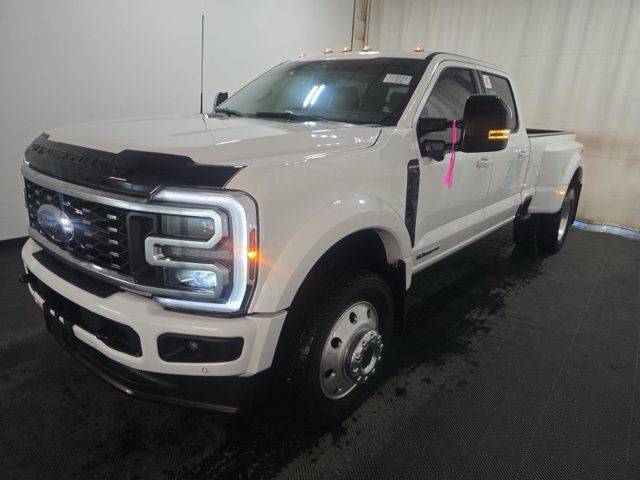 2025 Ford Super Duty F-450 Platinum — Pickup Truck — 21,635 mi — Morehead, KY