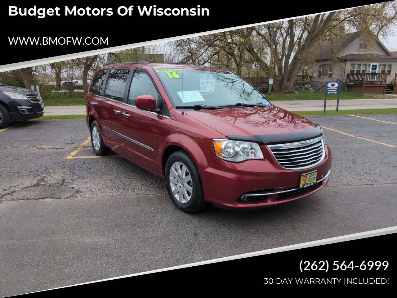2016 Chrysler Town & Country Touring — Minivan — 119,424 mi — Racine, WI
