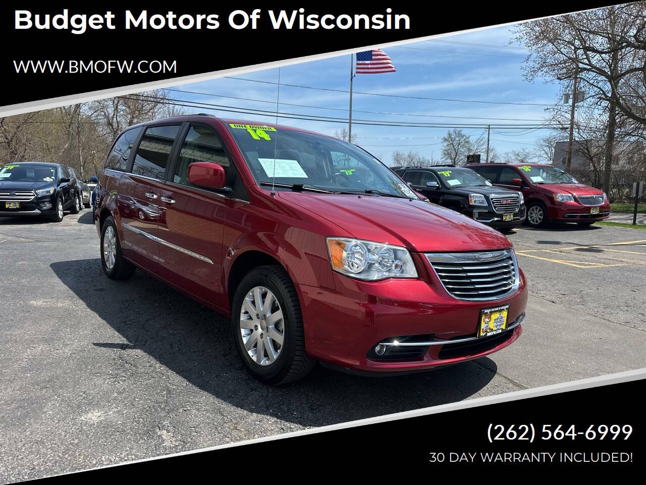 2014 Chrysler Town & Country Touring — Minivan — 73,447 mi — Racine, WI