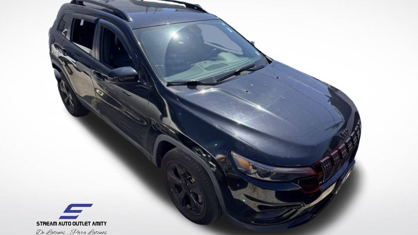 2020 Jeep Cherokee Altitude — SUV — 35,641 mi — Amityville, NY