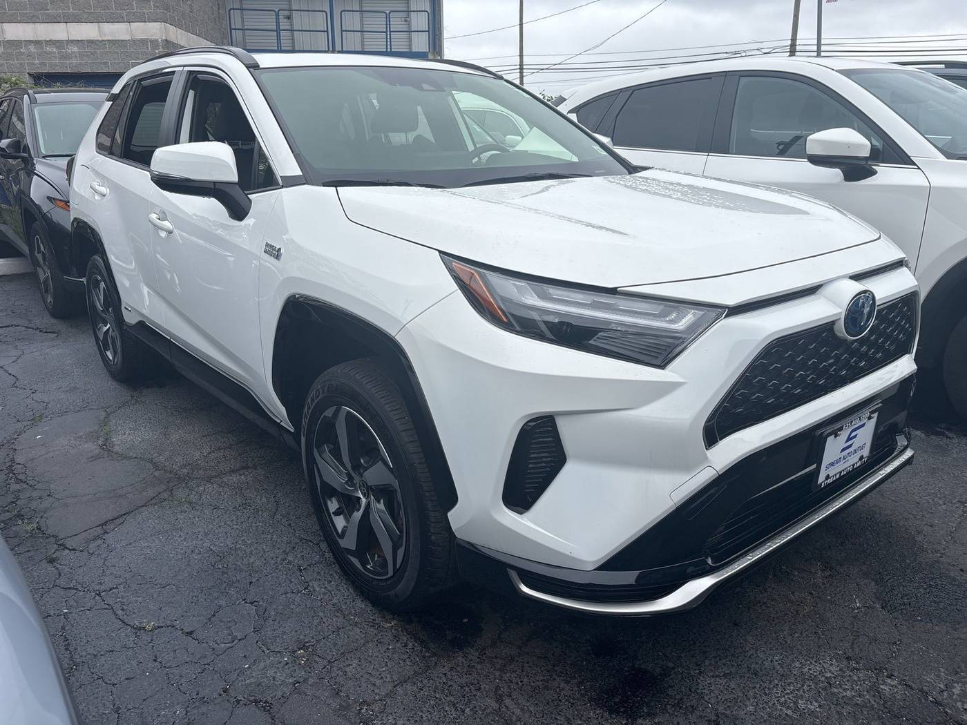 2022 Toyota RAV4 Prime SE — SUV — 14,089 mi — Amityville, NY