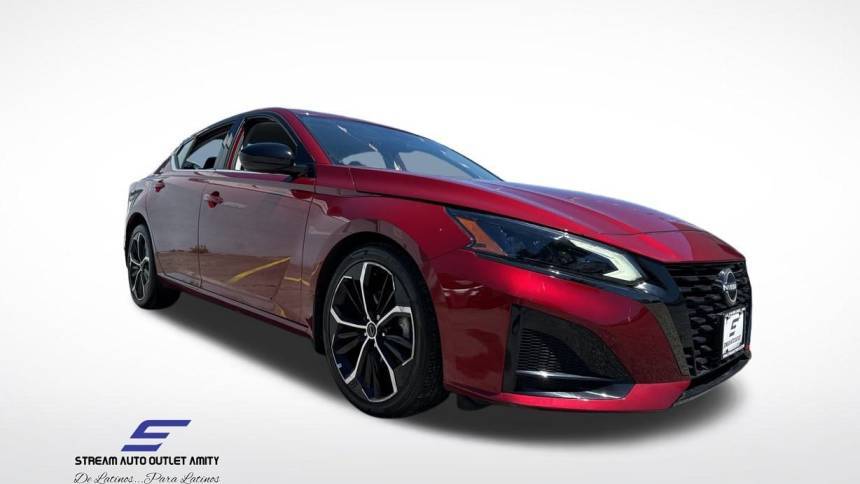 2023 Nissan Altima SR — Sedan — 12,093 mi — Amityville, NY