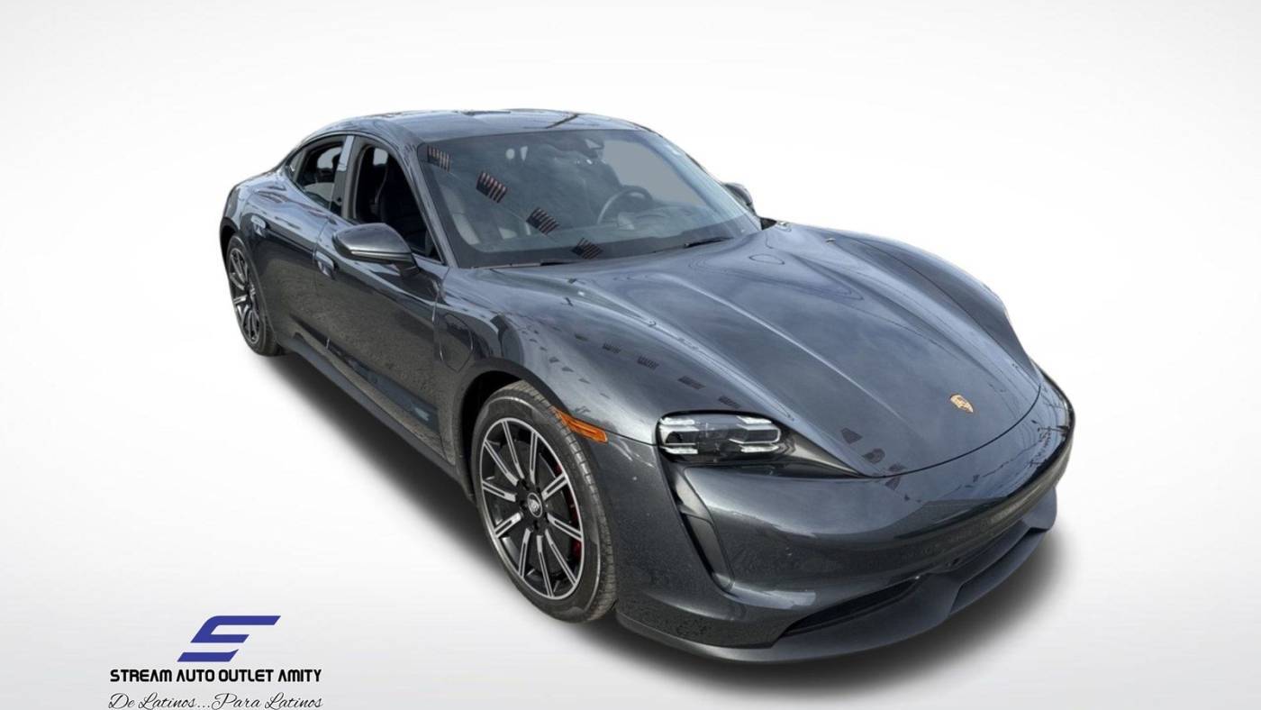 2023 Porsche Taycan 4S — Sedan — 1,064 mi — Amityville, NY