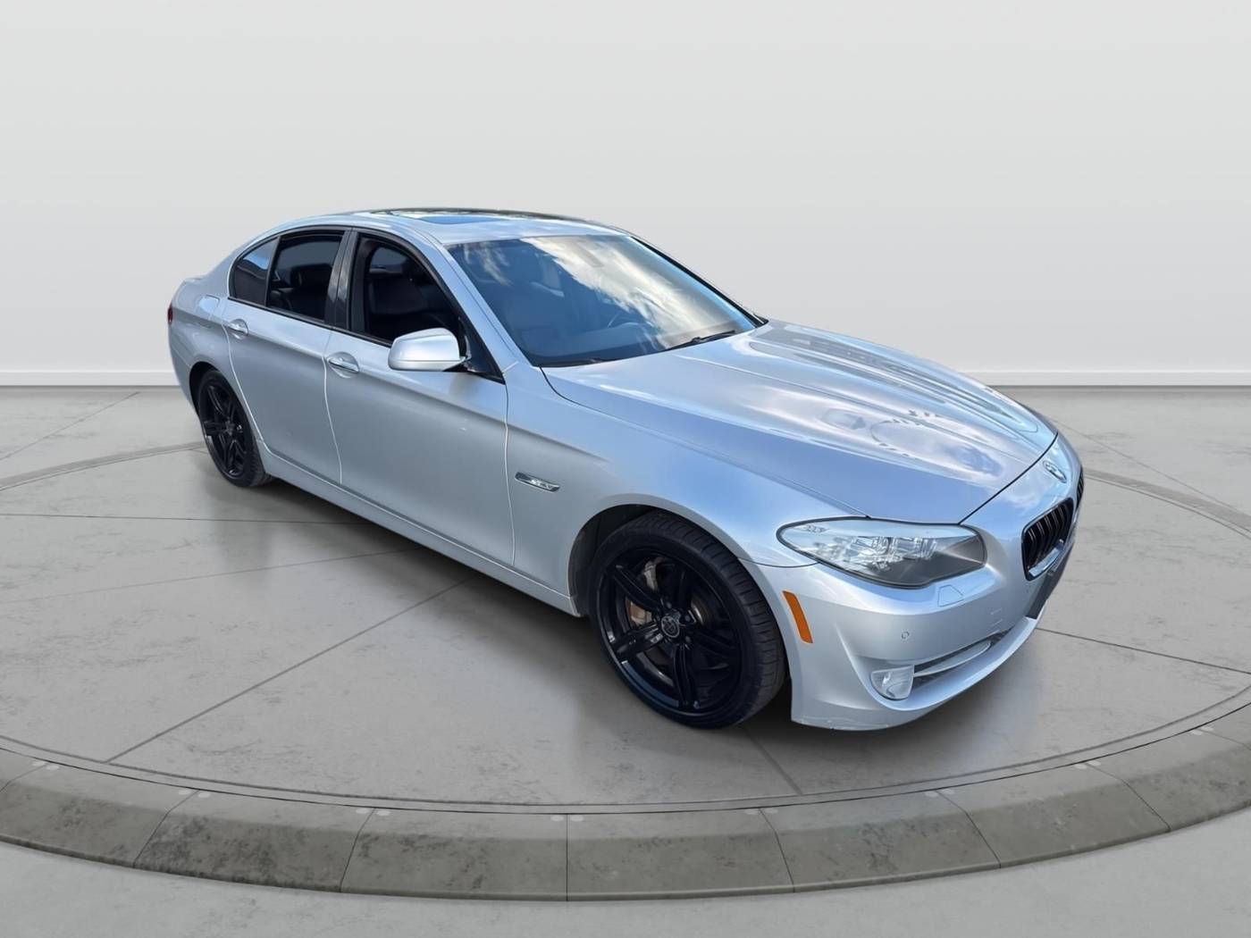 2012 BMW 5 Series 550i — Sedan — 60,510 mi — Amityville, NY