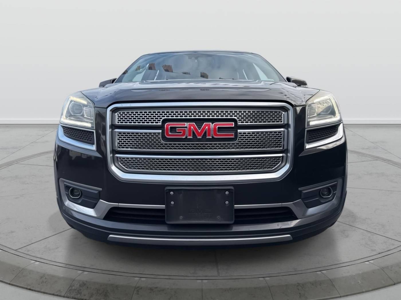 2015 GMC Acadia Denali — SUV — 124,181 mi — Amityville, NY