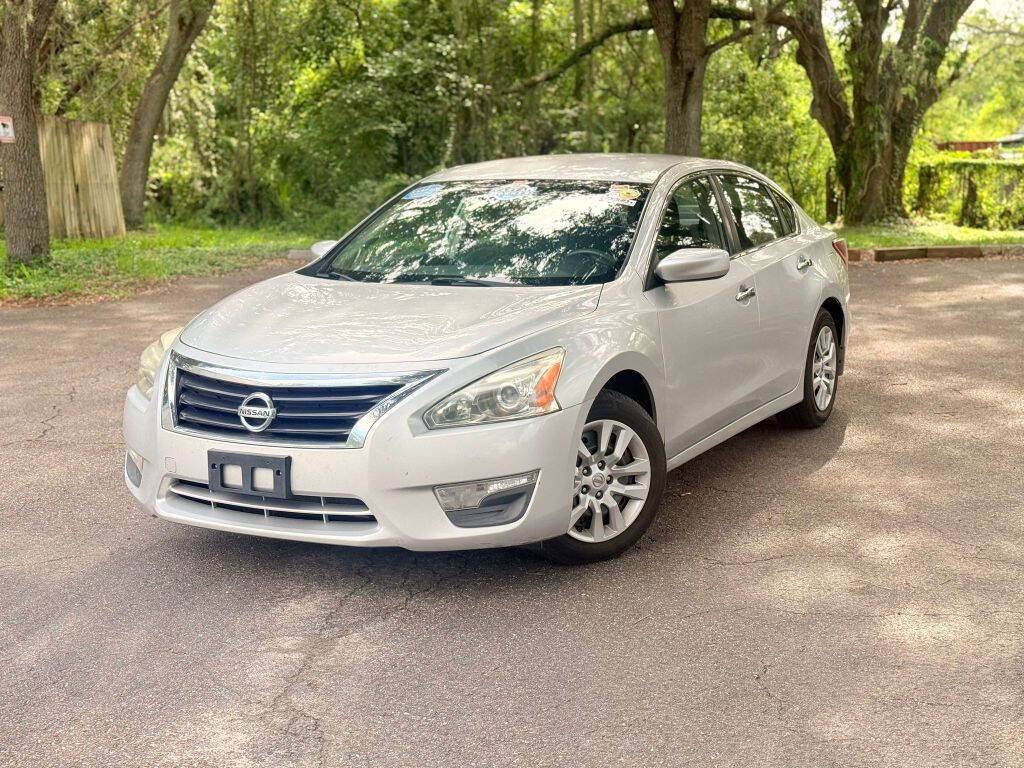 2013 Nissan Altima 2.5 S — Sedan — 132,440 mi — Tampa, FL