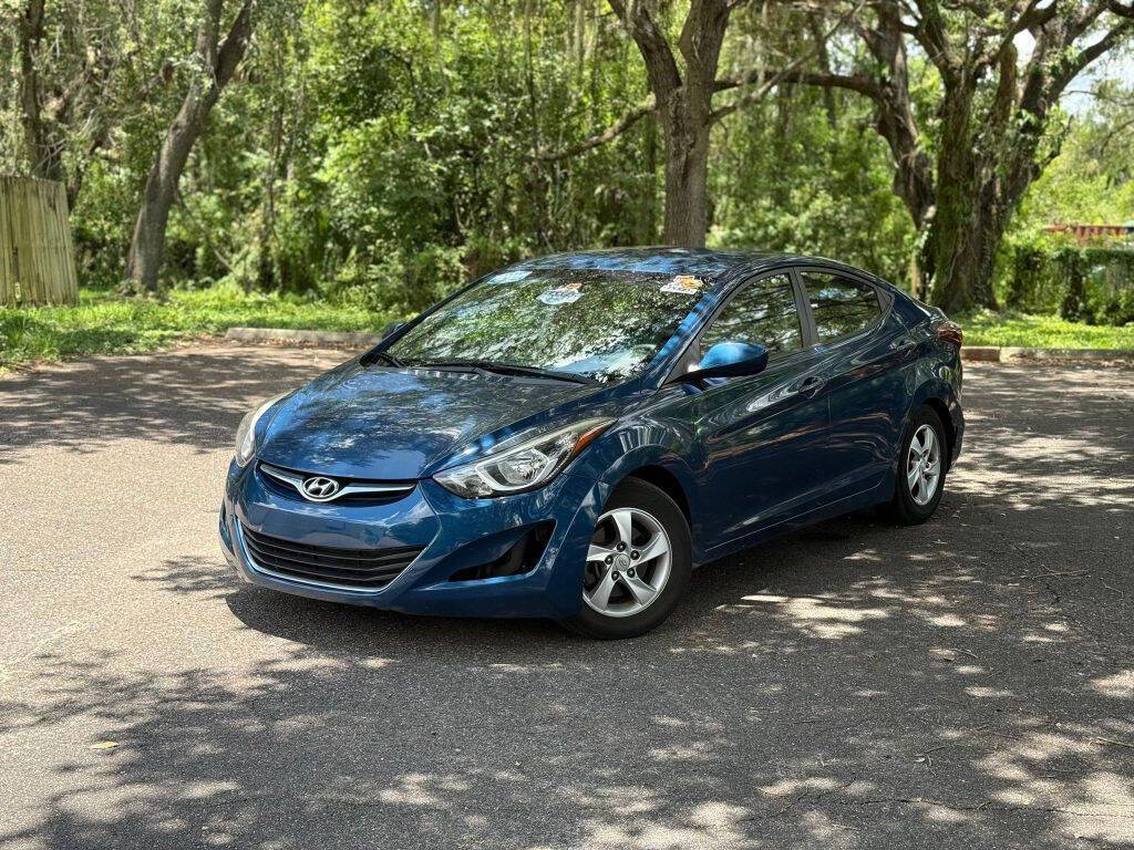 2015 Hyundai Elantra SE — Sedan — 116,442 mi — Tampa, FL