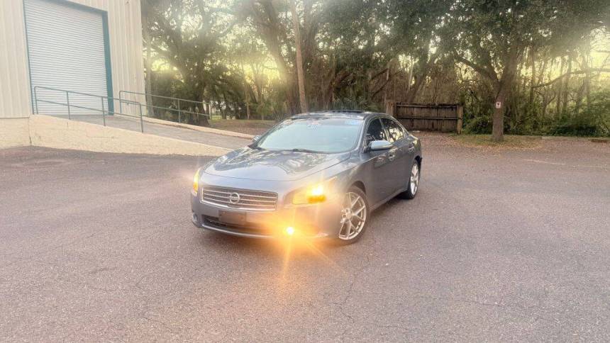 2010 Nissan Maxima SV — Sedan — 130,448 mi — Tampa, FL