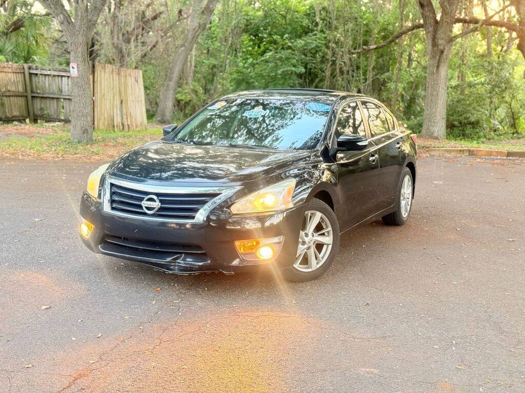 2014 Nissan Altima 2.5 SV — Sedan — 122,628 mi — Tampa, FL