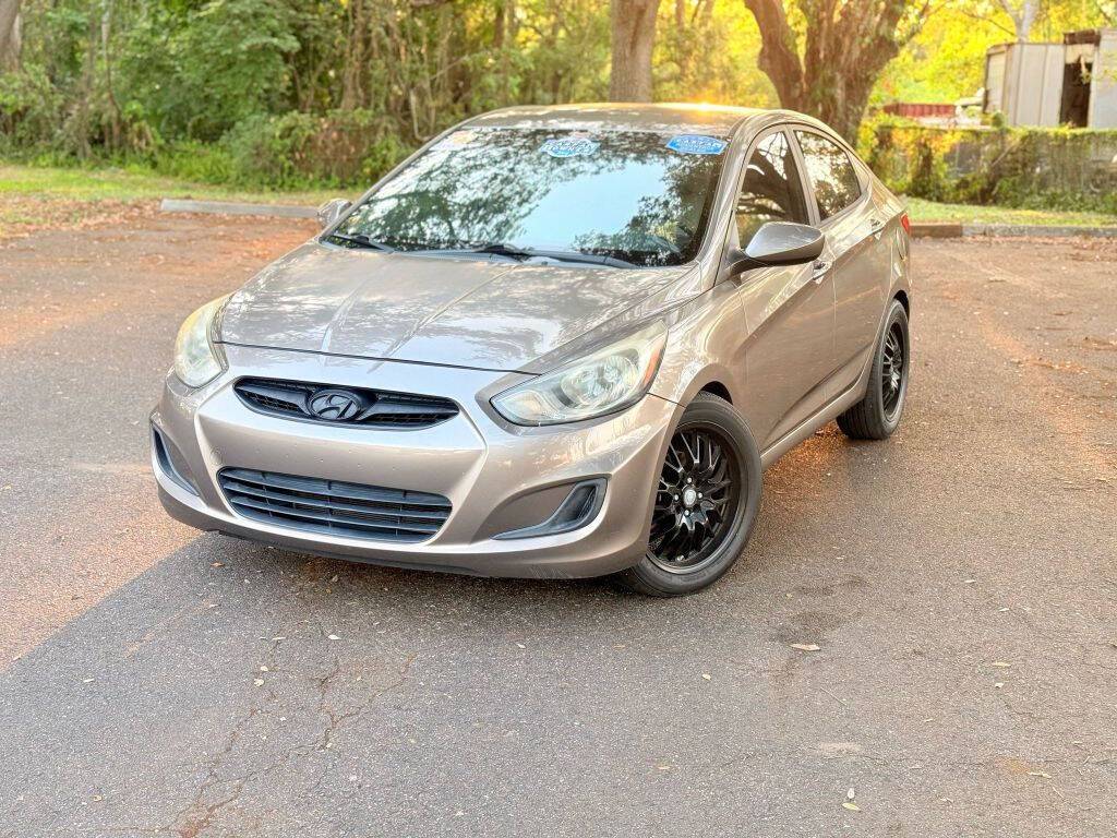 2013 Hyundai Accent GLS — Sedan — 123,140 mi — Tampa, FL