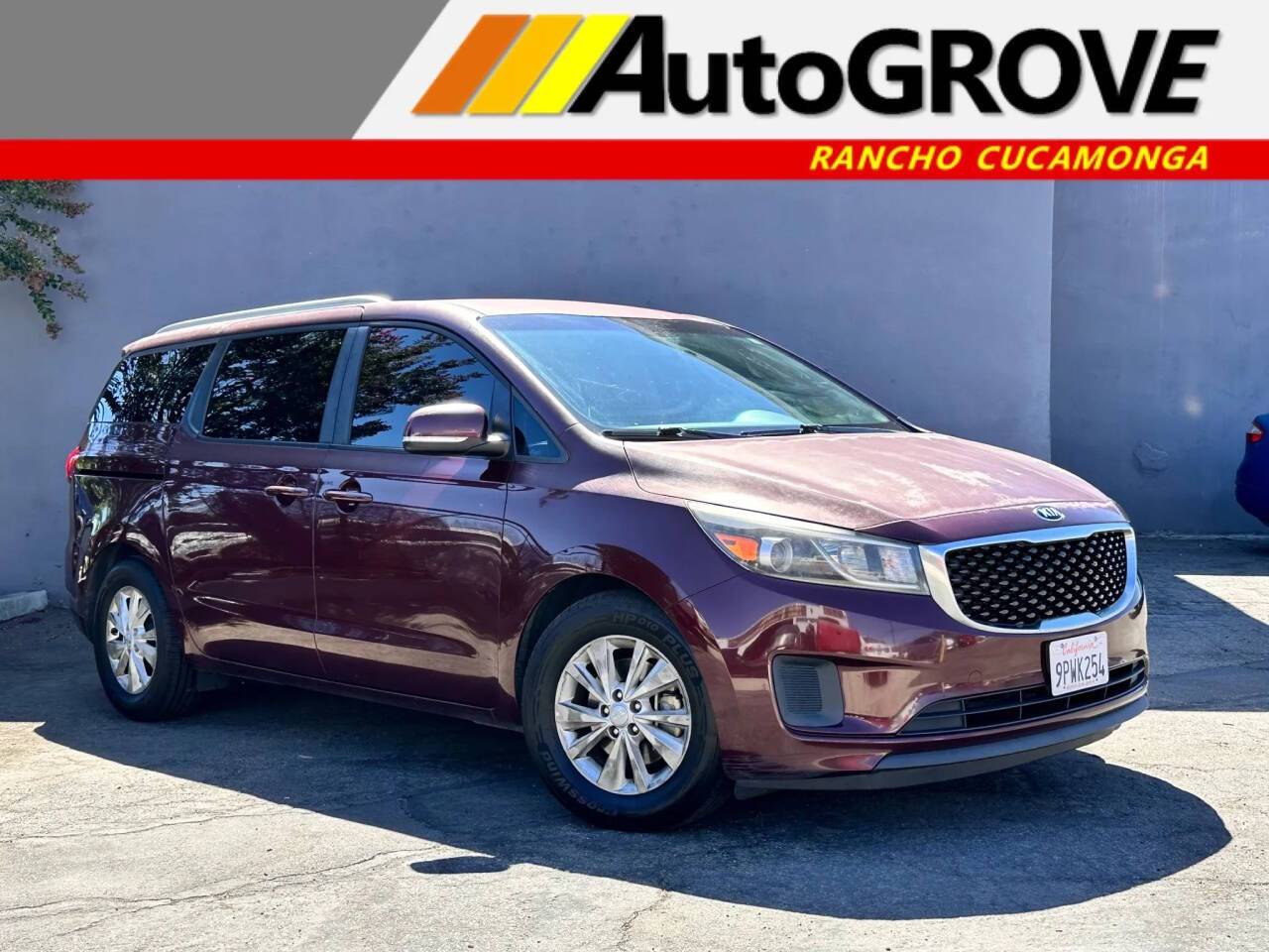 2015 Kia Sedona LX — Minivan — 153,861 mi — Rancho Cucamonga, CA