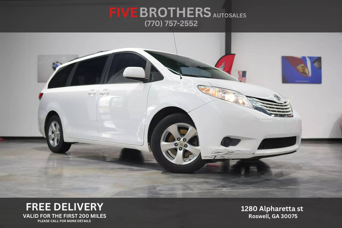 2013 Toyota Sienna LE — Minivan — 180,545 mi — Roswell, GA