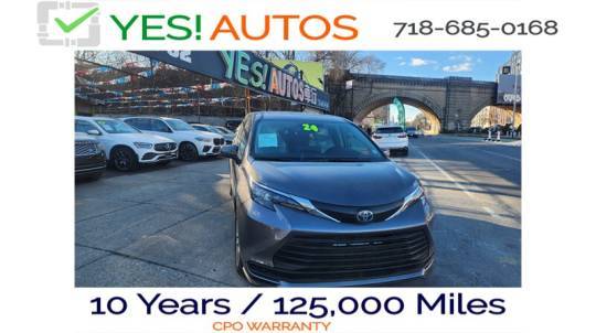 2024 Toyota Sienna LE — Minivan — 11 mi — Elmhurst, NY