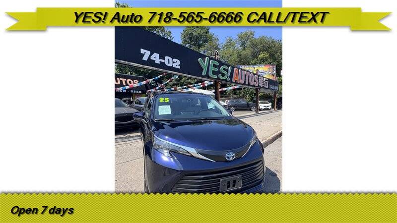 2025 Toyota Sienna LE — Minivan — 2,467 mi — Elmhurst, NY