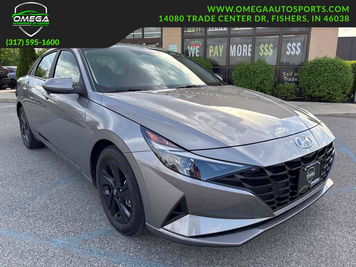 2023 Hyundai Elantra SEL — Sedan — 6,031 mi — Fishers, IN