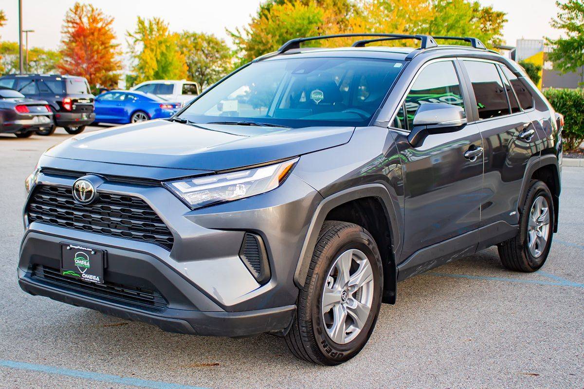 2025 Toyota RAV4 Hybrid LE — SUV — 4,051 mi — Fishers, IN