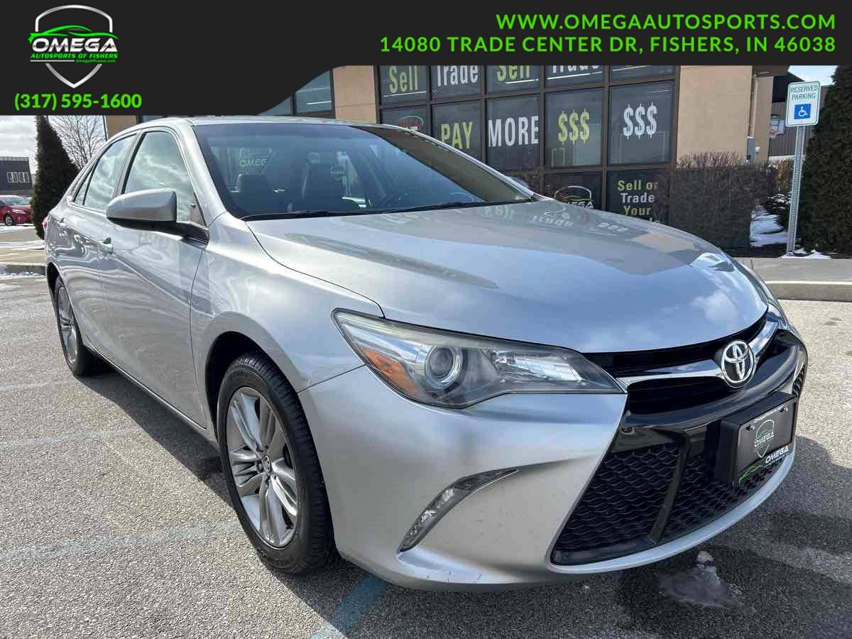 2016 Toyota Camry SE — Sedan — 64,572 mi — Fishers, IN