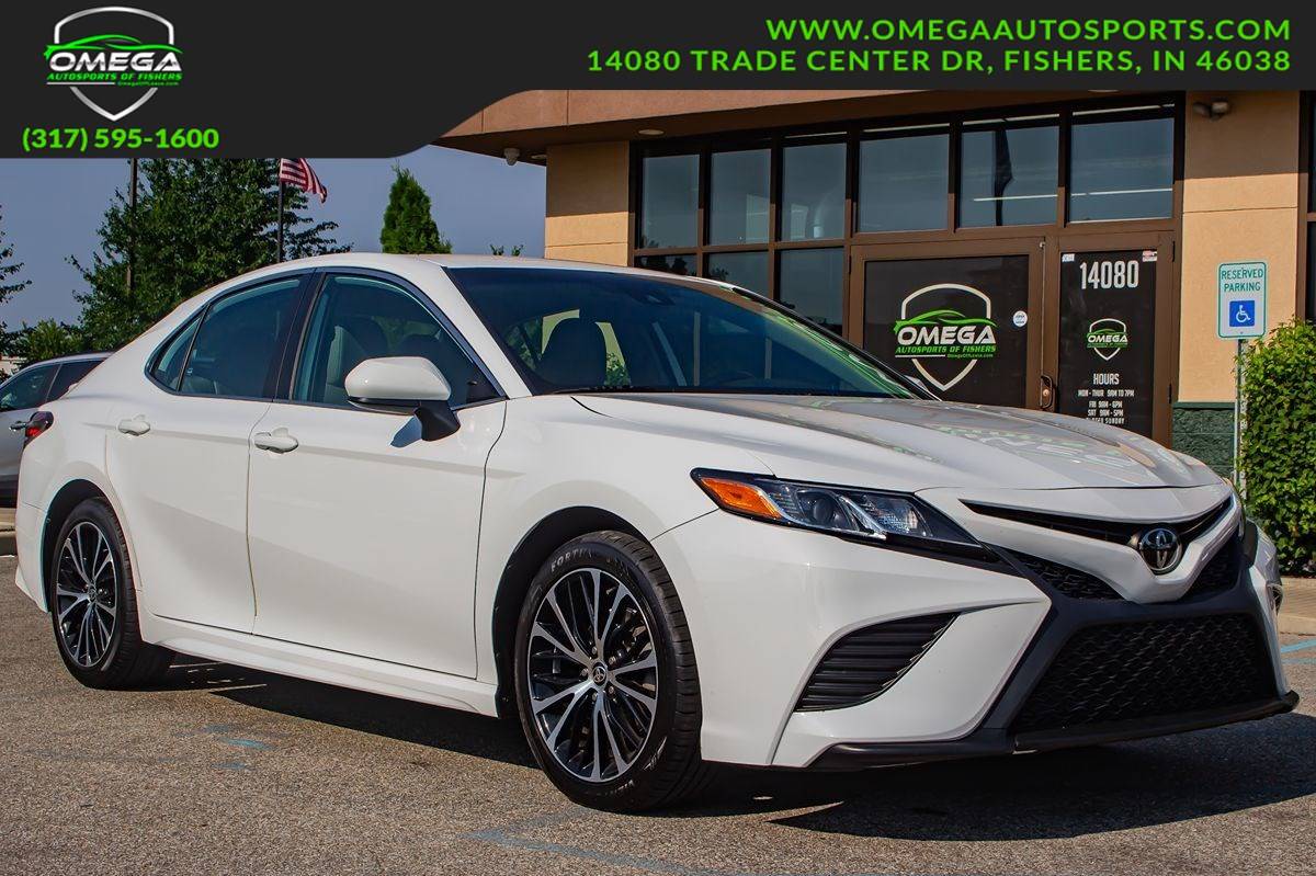 2020 Toyota Camry SE — Sedan — 34,819 mi — Fishers, IN
