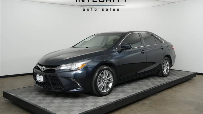 2015 Toyota Camry SE — Sedan — 101,722 mi — Sacramento, CA