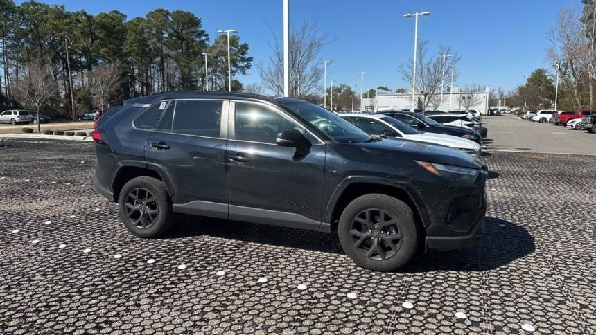 2022 Toyota RAV4 XLE — SUV — 99,386 mi — Wilmington, NC