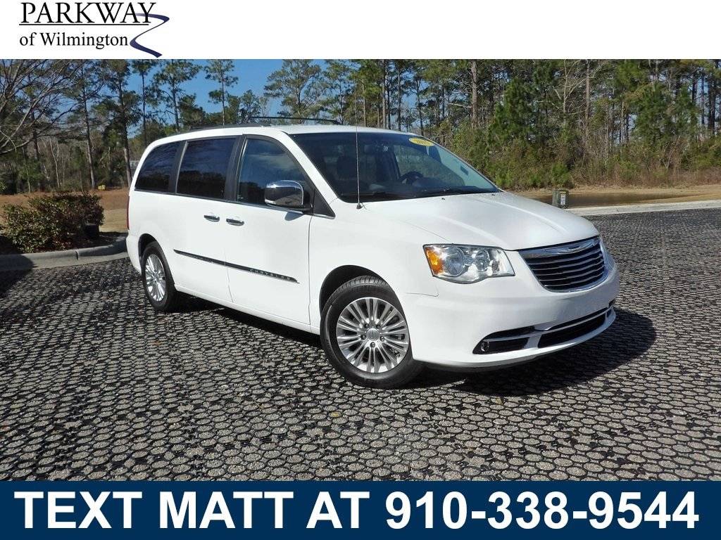 2015 Chrysler Town & Country Touring-L — Minivan — 101,274 mi — Wilmington, NC