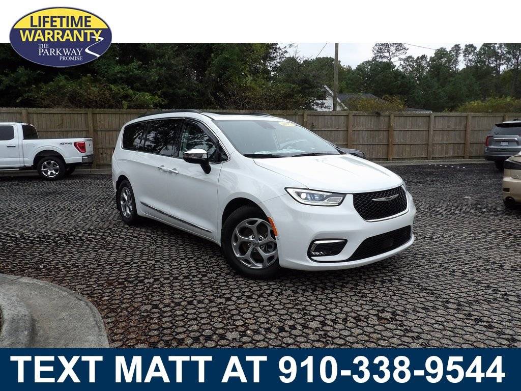 2023 Chrysler Pacifica Limited — Minivan — 23,691 mi — Wilmington, NC