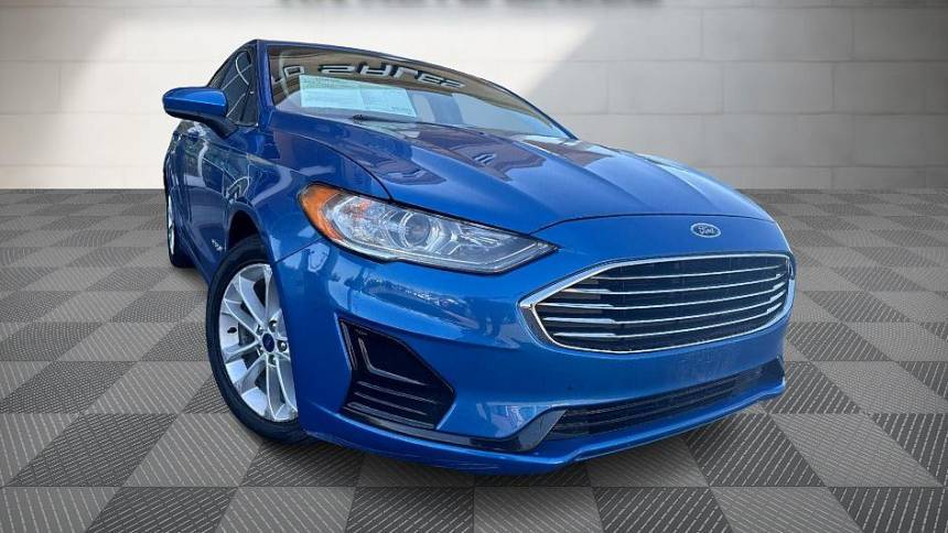 2019 Ford Fusion Hybrid SE — Sedan — 145,000 mi — Sacramento, CA