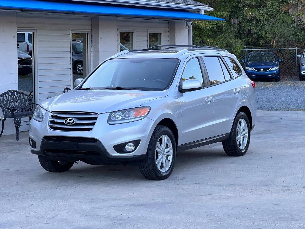 2012 Hyundai Santa Fe SE — SUV — 105,740 mi — Matthews, NC