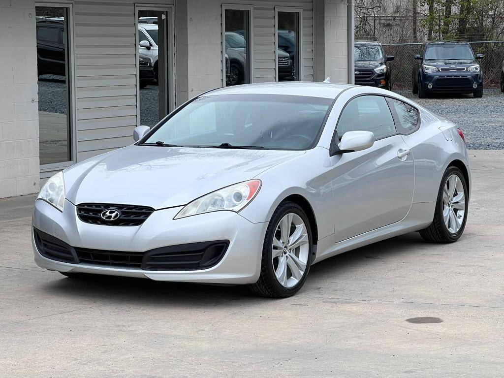 2011 Hyundai Genesis Coupe 2.0T — Coupe — 112,497 mi — Matthews, NC