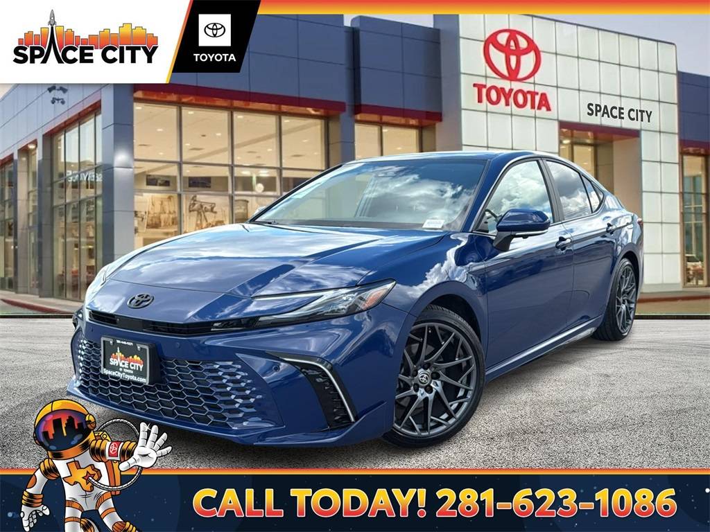 2025 Toyota Camry Hybrid XSE — Sedan — 9,444 mi — Humble, TX