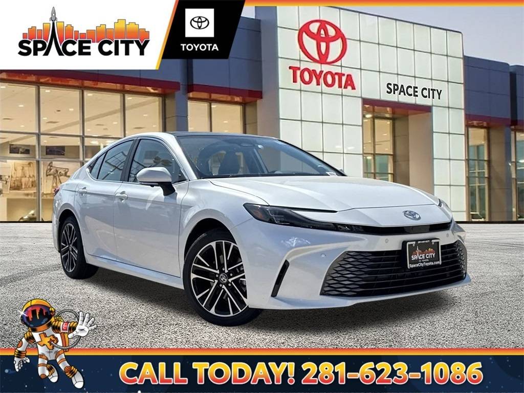 2025 Toyota Camry XLE — Sedan — 451 mi — Humble, TX