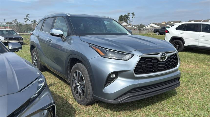2023 Toyota Highlander XLE — SUV — 50,140 mi — Humble, TX