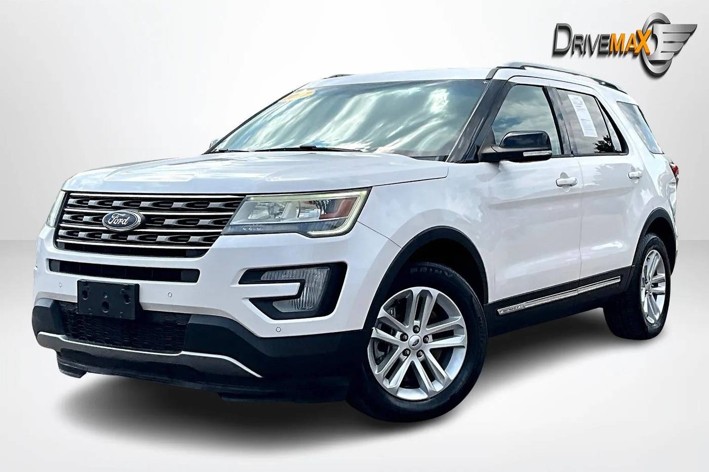 2017 Ford Explorer XLT — SUV — 114,771 mi — Southaven, MS