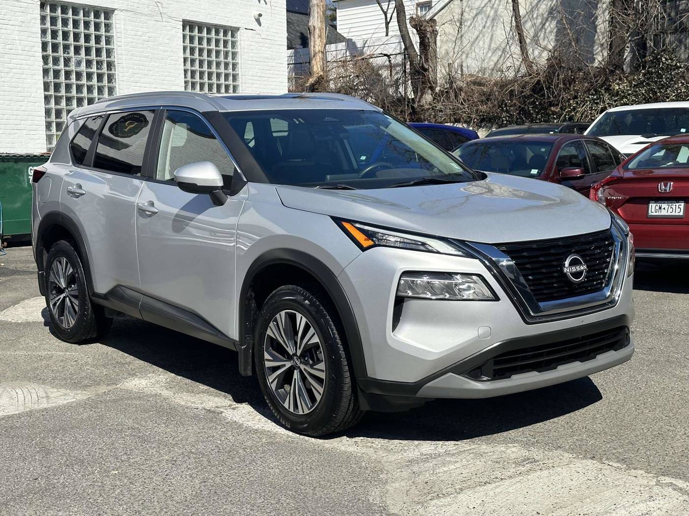 2023 Nissan Rogue SV — SUV — 51,321 mi — Great Neck, NY
