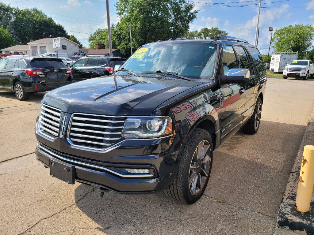 2017 Lincoln Navigator Reserve — SUV — 129,931 mi — Clare, MI