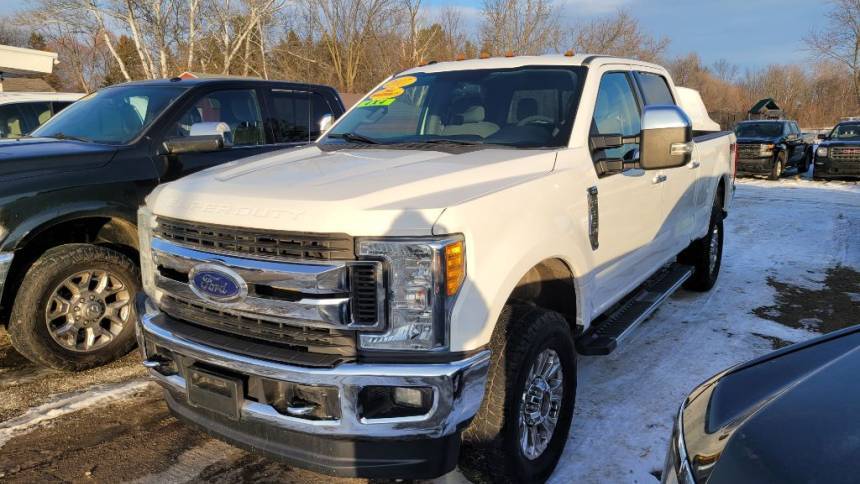 2017 Ford Super Duty F-350 XLT — Pickup Truck — 176,453 mi — Clare, MI