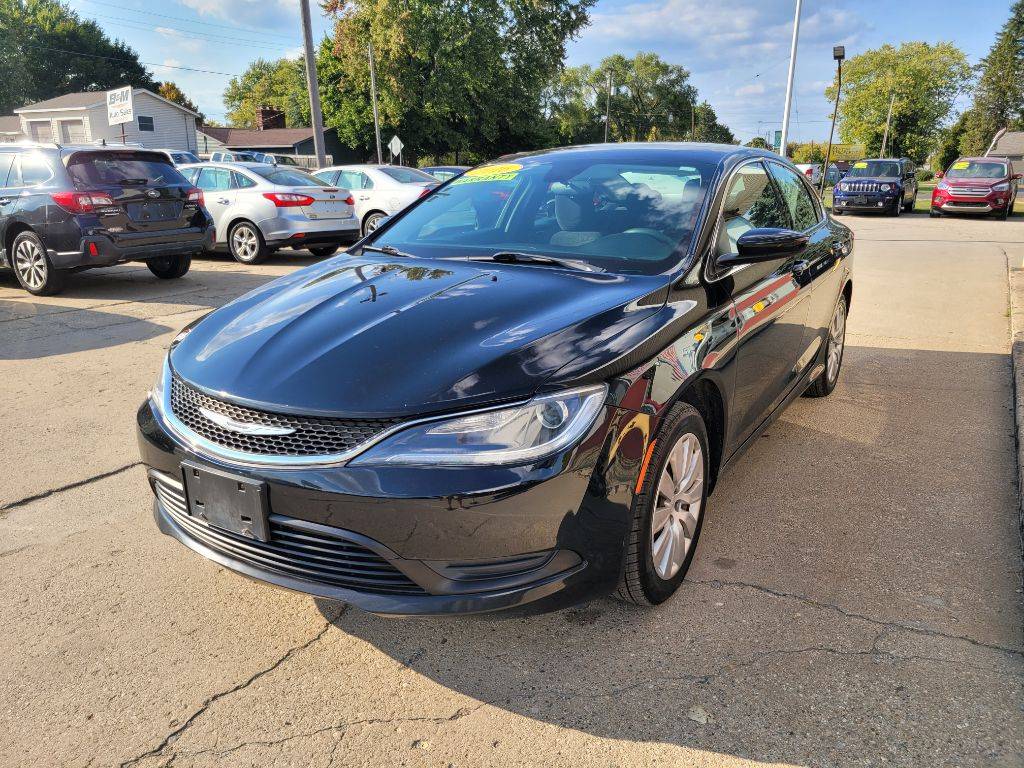 2016 Chrysler 200 LX — Sedan — 94,994 mi — Clare, MI
