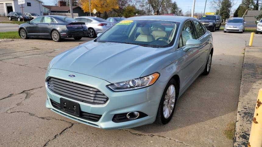2013 Ford Fusion Hybrid SE — Sedan — 107,090 mi — Clare, MI