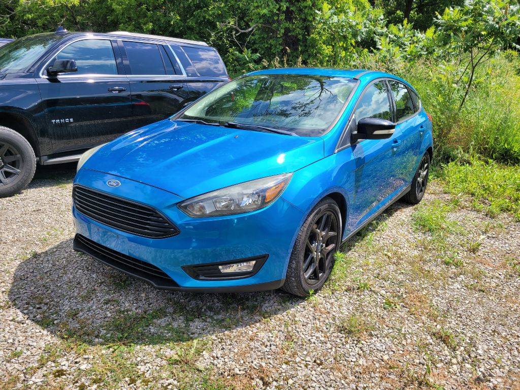 2017 Ford Focus SEL — Hatchback — 100,699 mi — Clare, MI