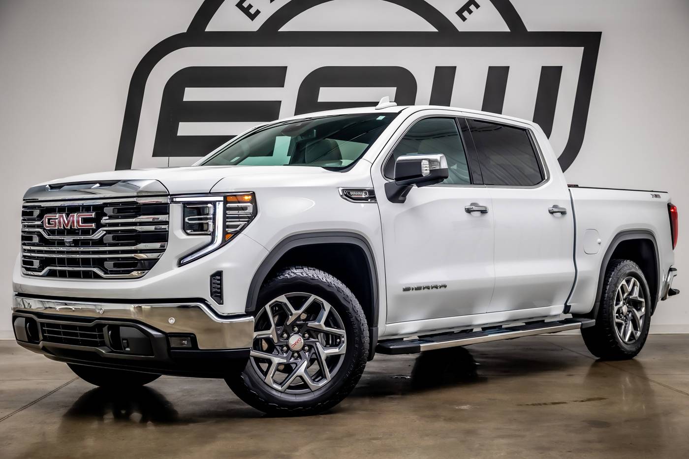 2024 GMC Sierra 1500 SLT — Pickup Truck — 7,444 mi — Pelham, AL