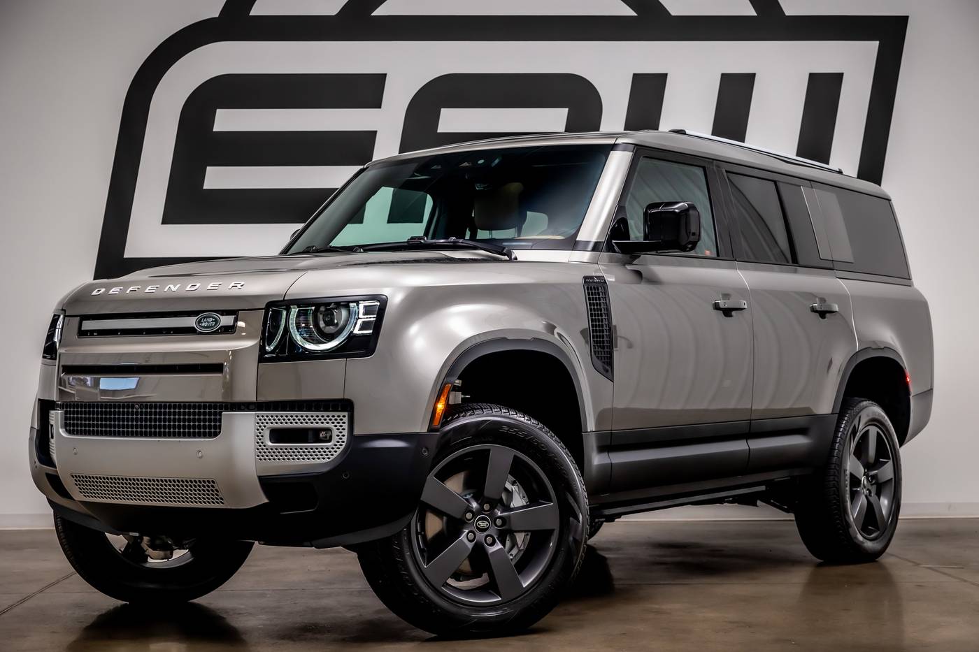 2025 Land Rover Defender S — SUV — 4,250 mi — Pelham, AL