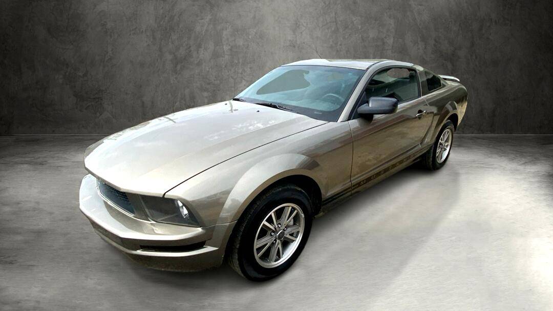 2005 Ford Mustang Deluxe — Coupe — 219,455 mi — Bessemer, AL