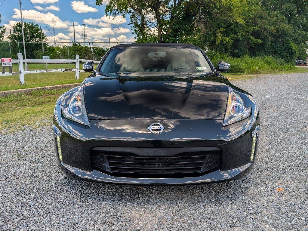 2018 Nissan 370Z Touring